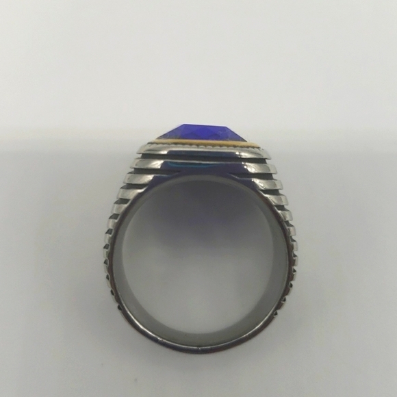 1767- Blue Cubic Zirconia Handmade Men's Ring Size 8 NWT - Picture 4 of 8